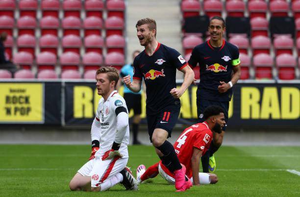 ng体育官网- 美因茨门将连续五场零封，打破队史纪录  